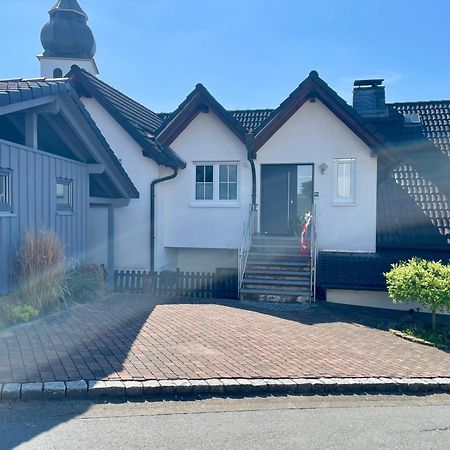 Moderne Ferienwohnung Mit Sonnenbalkon In Fretter Finnentrop Eksteriør bilde